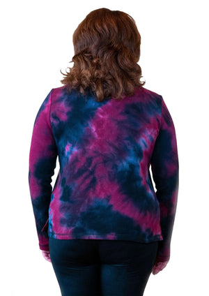 woman wearing chemotherapy shirt. back view